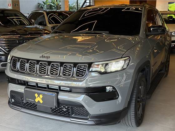 JEEP COMPASS 1.3 T270 TURBO FLEX LONGITUDE AT6 JEEP COMPASS 1.3 T270 TURBO FLEX LONGITUDE AT6